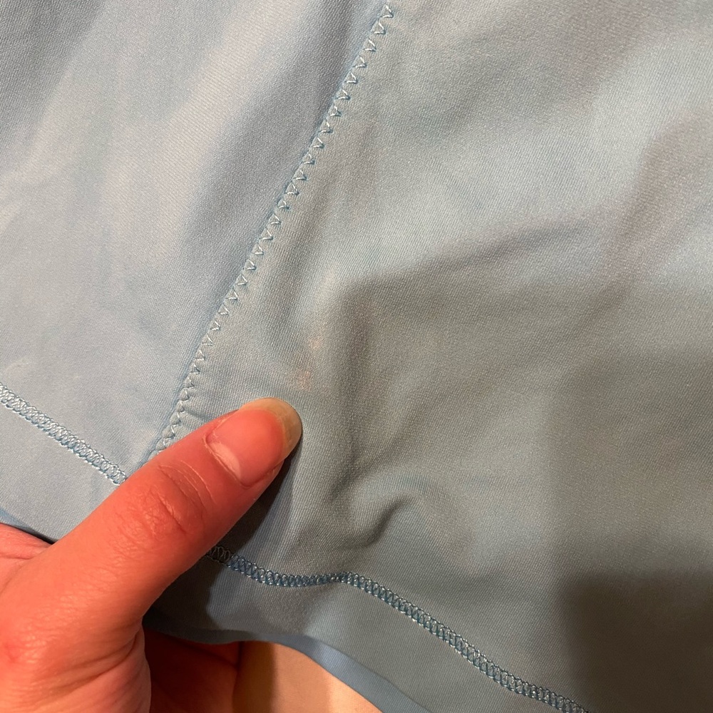 Lululemon - Picture 3 of 11